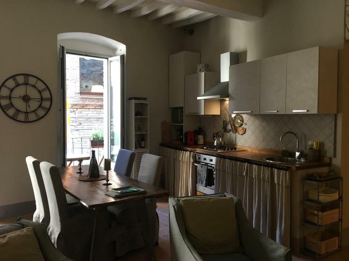 Appartement Il Rifugio Dell' Artista à Todi Extérieur photo